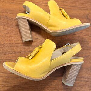 CLARKS Leather Peep Toe Tassel High Heels - GORGEOUS YELLOW! 🌼